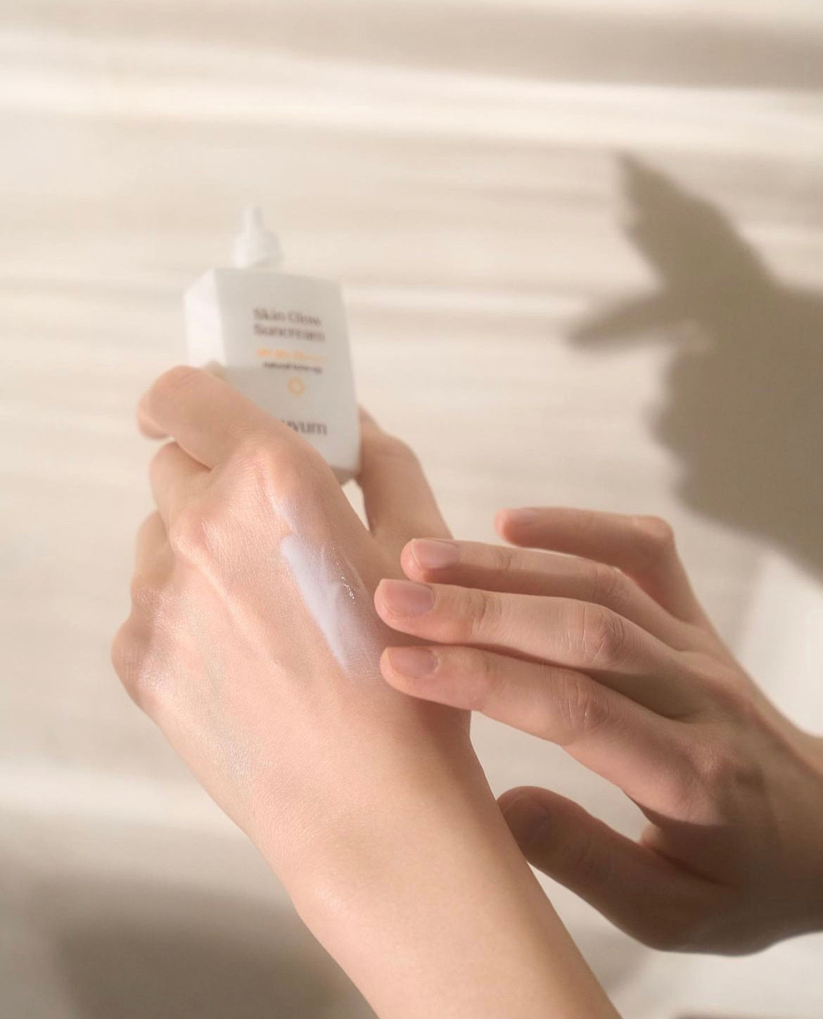 [Luvum][31/8] Skin Glow 珍珠精華亮澤防曬霜 Suncream SPF50+ PA+++ 50ml